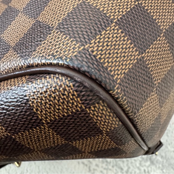 Vintage Louis Vuitton Belem MM in Damier Ebene - Picture 11 of 17
